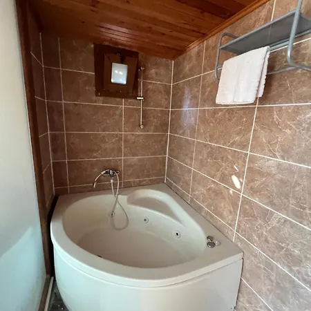 Hotel Kabak Armes 4*